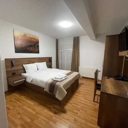 Bici Resort Dobrosin ภายนอก รูปภาพ