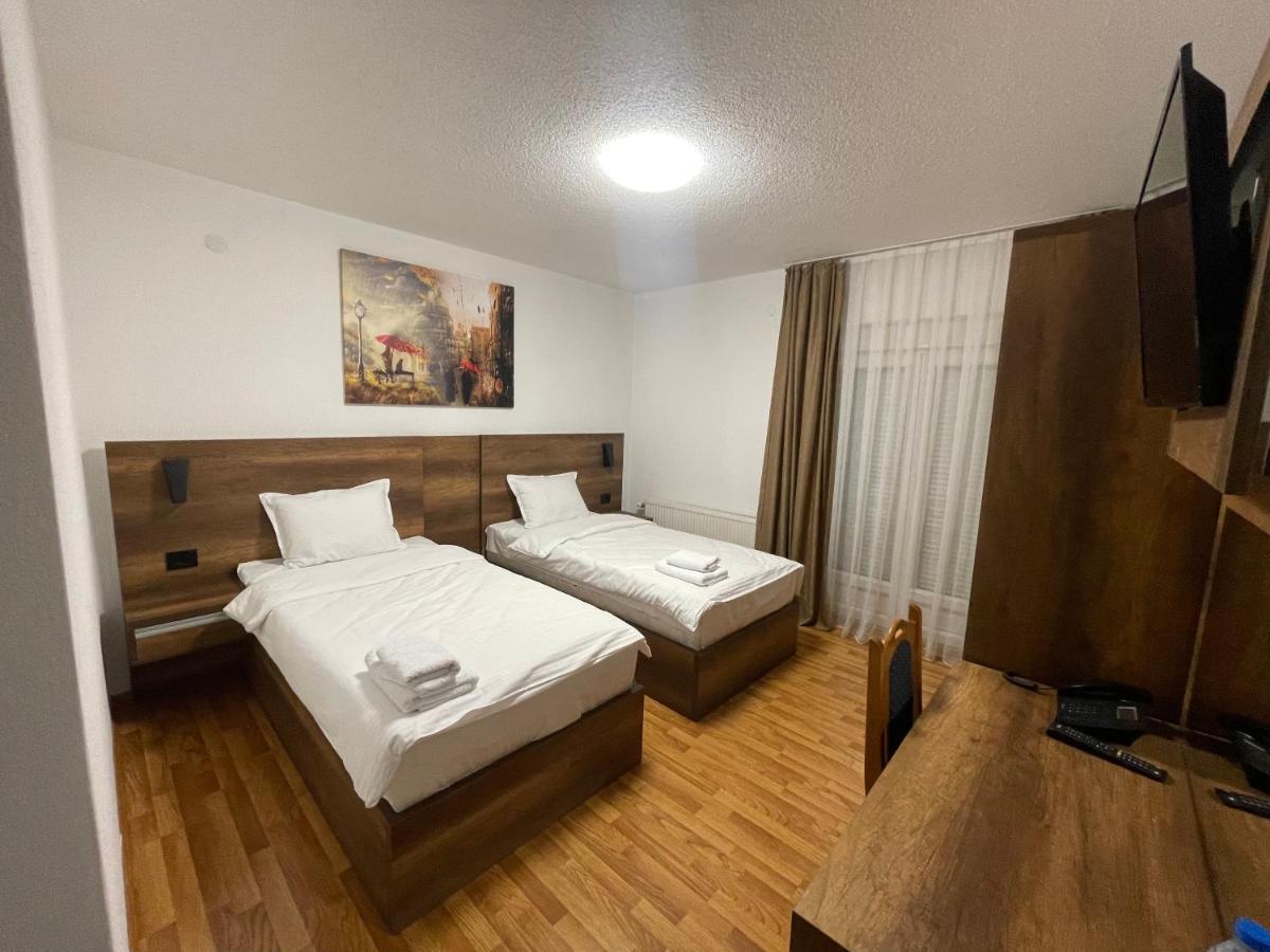 Bici Resort Dobrosin ภายนอก รูปภาพ