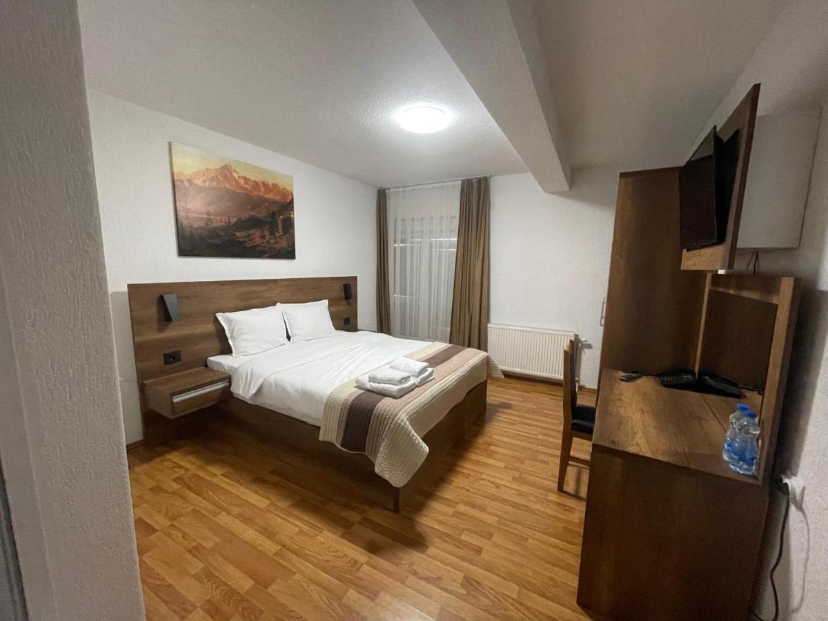 Bici Resort Dobrosin ภายนอก รูปภาพ
